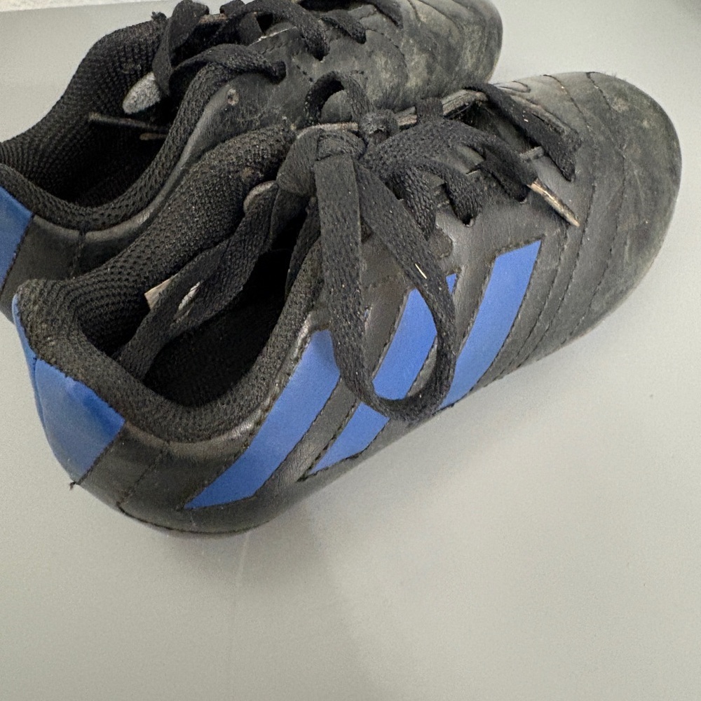 Adidas Kids Soccer Cleats Athletic Shoes - Picture 3 of 7